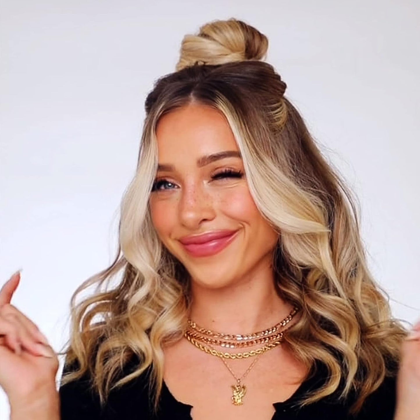 NAVY HAIR CARE Swell Thickening Cream | Lightweight Styling Product for Fullness & Shine | 4 oz