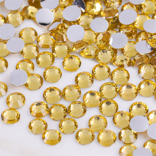 500 Pieces SS30 6mm Flatback Rhinestones Clear Glass Round Gems Crystals for Nail Art DIY Crafts