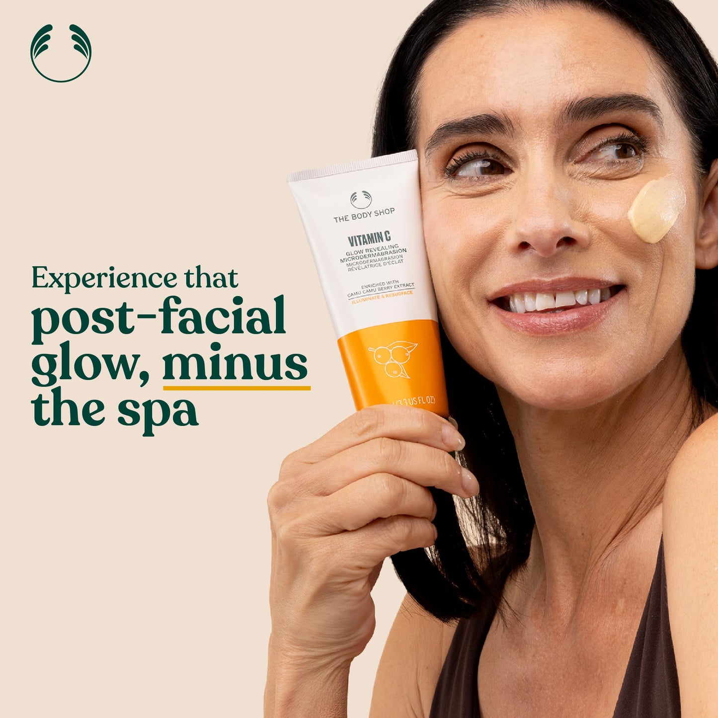 The Body Shop Vitamin C Glow Boosting Microdermabrasion – Exfoliation for Tired, Dull Skin – Vegan