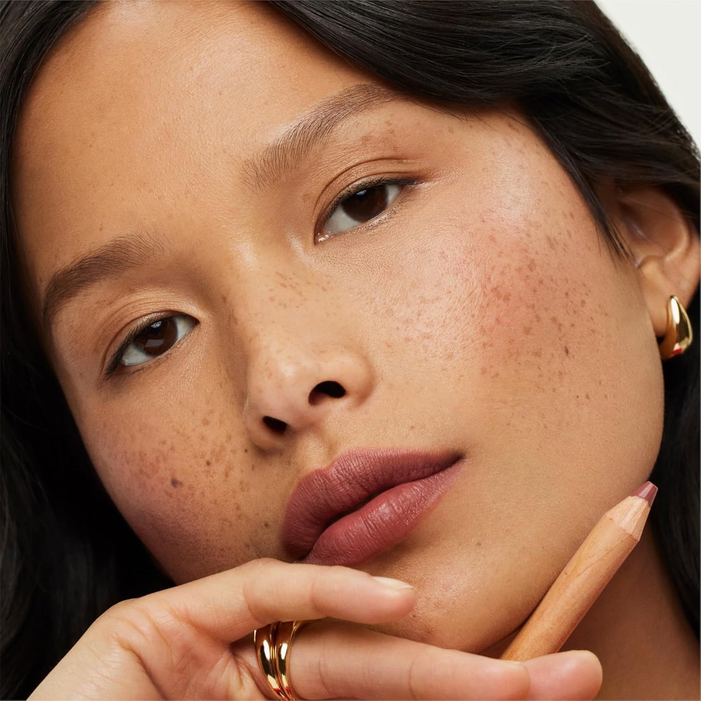 ILIA - Lip Sketch Hydrating Crayon | Hydrate, Plump, Smooth, Strengthen | Long Lasting up to 12-Hours, Bleed-Resistant, Soft-Matte | Barrier-Building, Non-Toxic, Cruelty-Free (Genre)