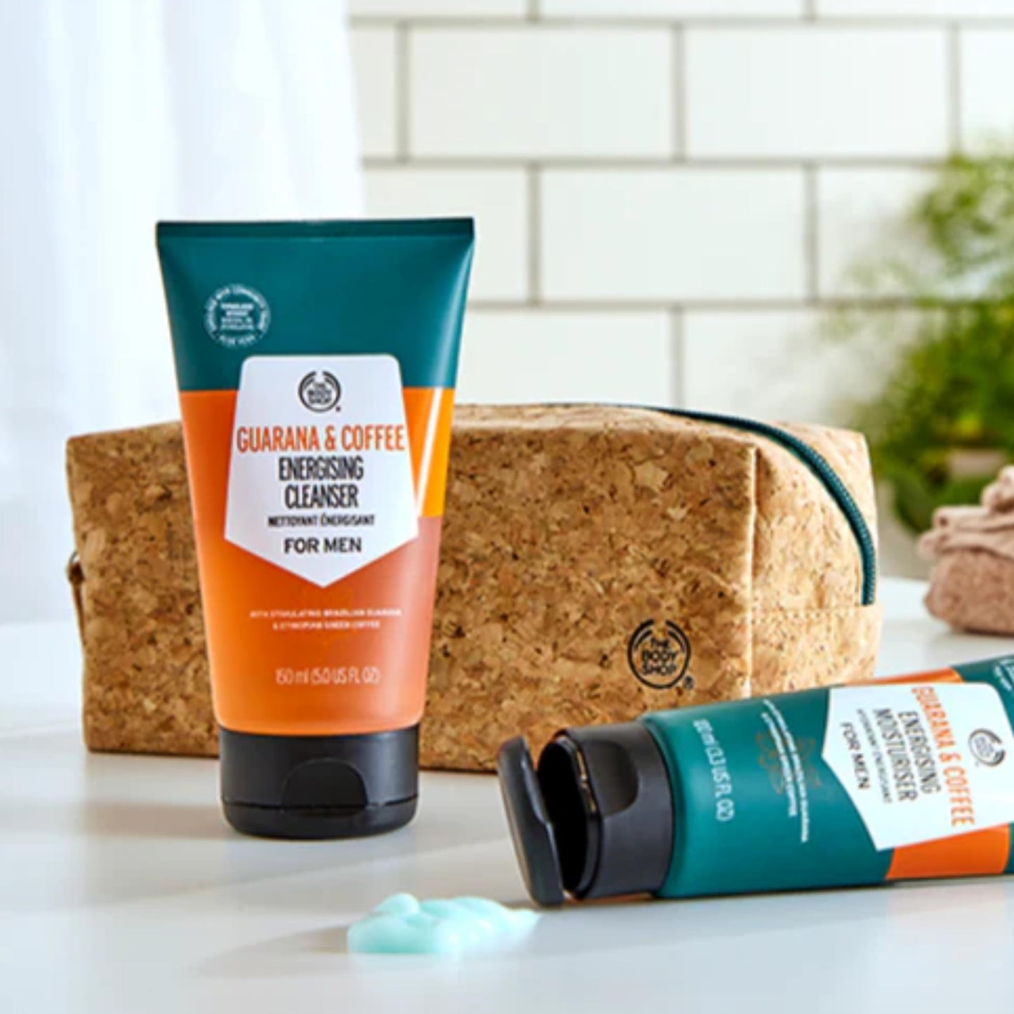 The Body Shop Guarana and Coffee Energizing Cleanser For Men, 5 Fl Oz (Vegan)