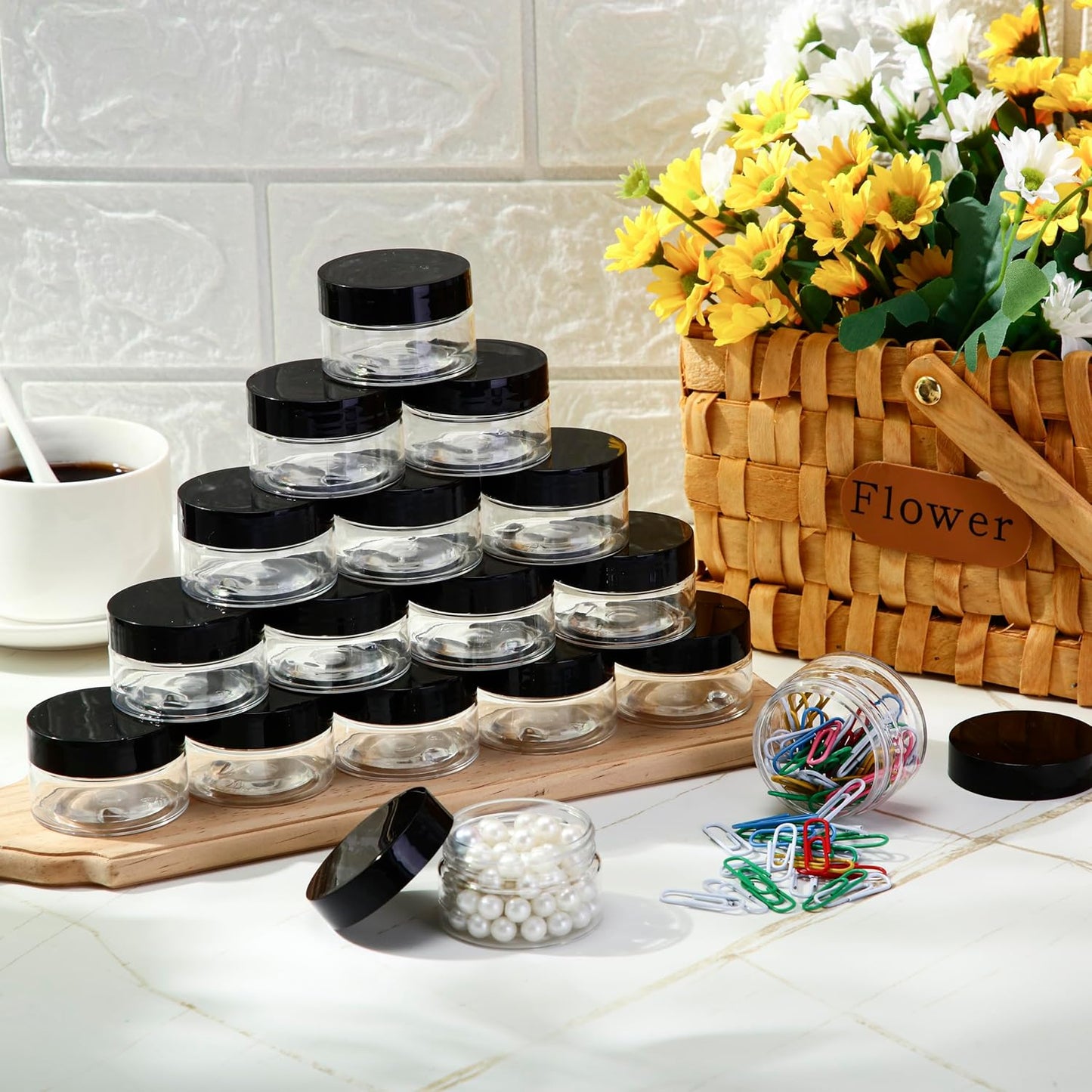 200 Pcs Empty Bulk Plastic Container Jars with Lid Leak Proof Round Plastic Jars Small Cosmetic Travel Containers for Storage Makeup Creams Lotion Ointments(Black,1 oz)