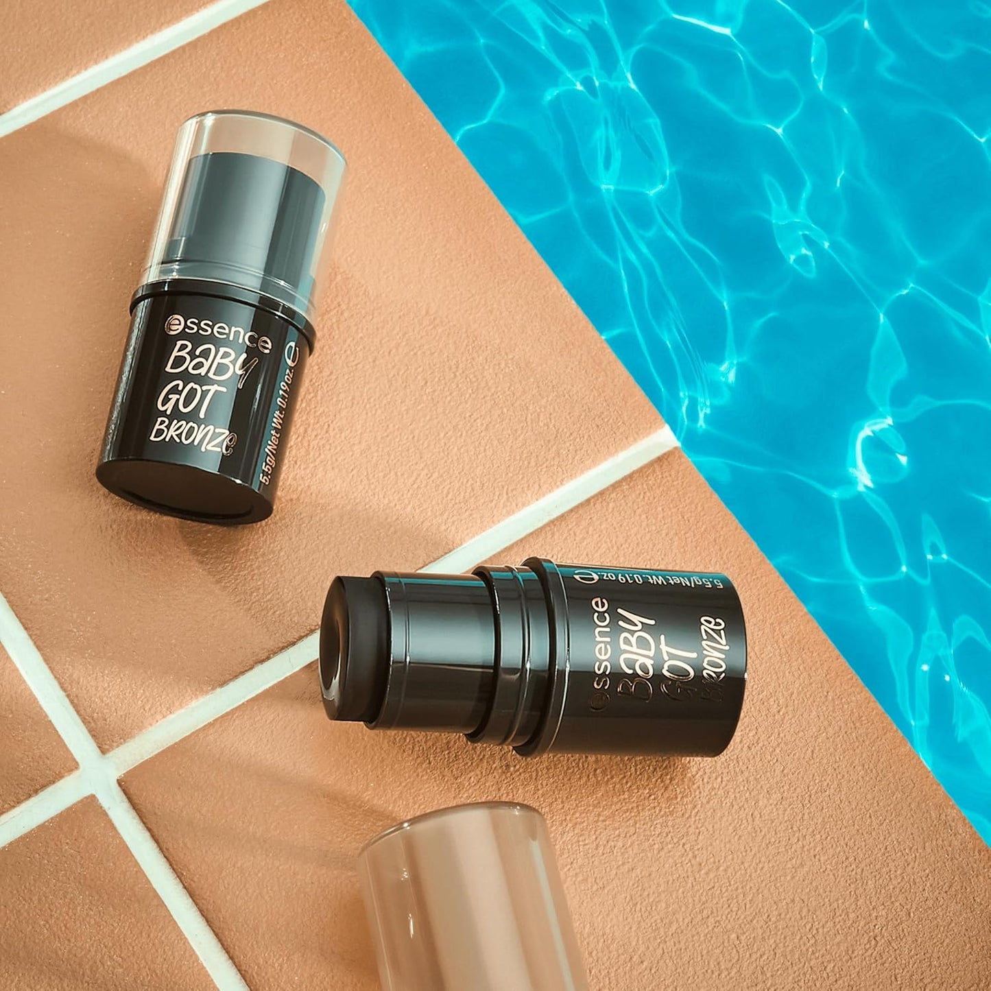 essence | Baby Got Bronze Stick | Cream Bronzer Easy to Apply & Blend | Vegan & Cruelty Free | Free From Gluten, Parabens, Preservatives, & Microplastic Particles (60 | Crush on Caviar)